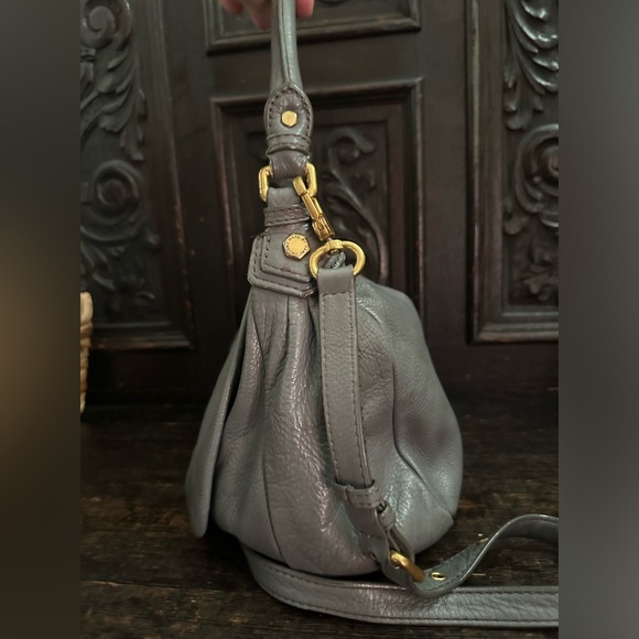 Marc by Marc Jacobs Crossbody Leather Purse with Gold Toned Hardware, Imperfect - Picture 10 of 10